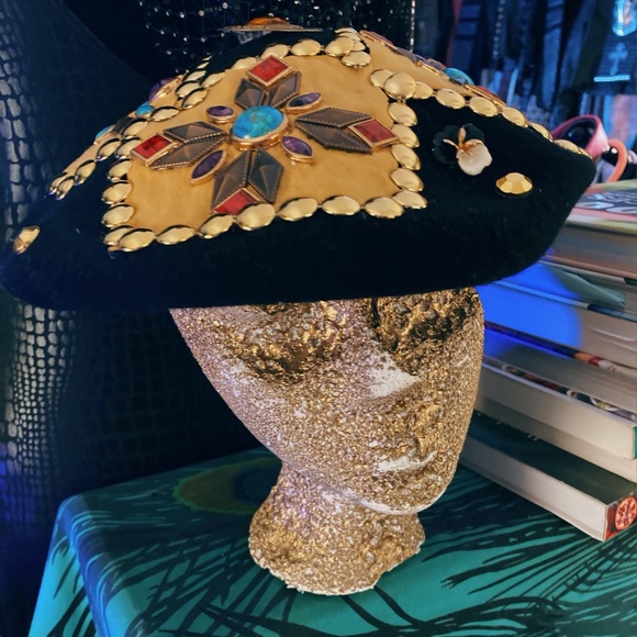 Customed Multi Jeweled Black & Beautiful Beret main image 5